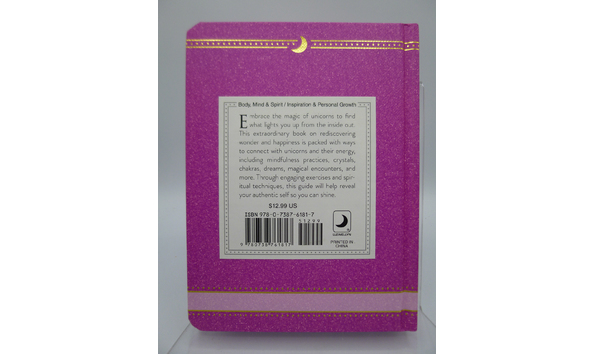 Big image 202008book001 2   unicorn book