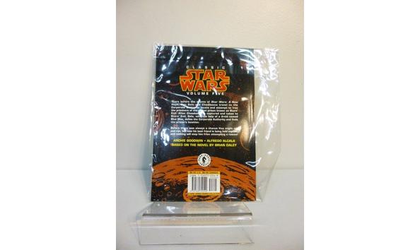 Big image 201906gnov001swhansoloatstarsend2