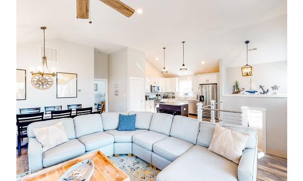 Big image images.rezfusion.com2