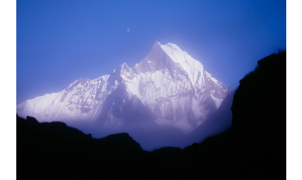 Big image machhapuchhre mist