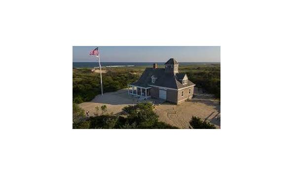 Big image amagansett lifesaving station