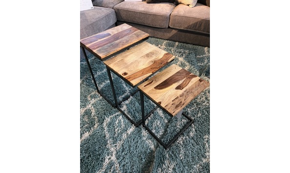 Big image nesting tables by friaccents