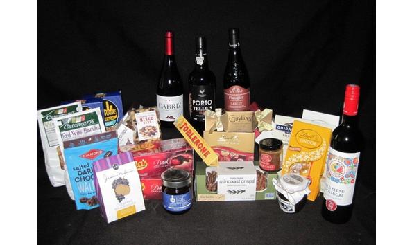 Big image wine and snacks