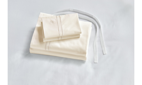 Big image ivorylux sheet set with straps