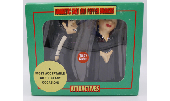 Big image 201810hware023   salt   pepper love at first bite