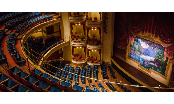 Big image theatreimage 1130pxlwidefinal