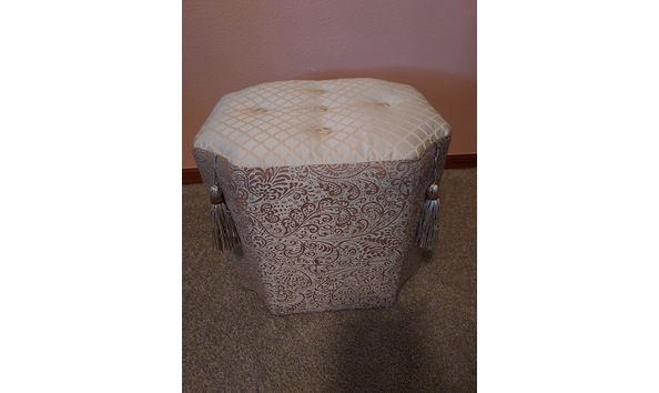 Big image hassock