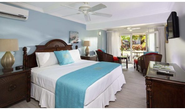 Big image gardenview 1bed outroom 765x440