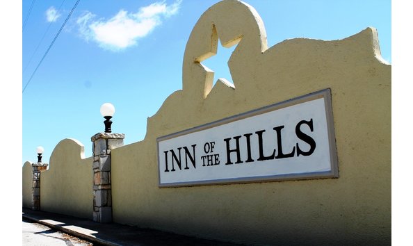 Big image innofthehills gallery gate