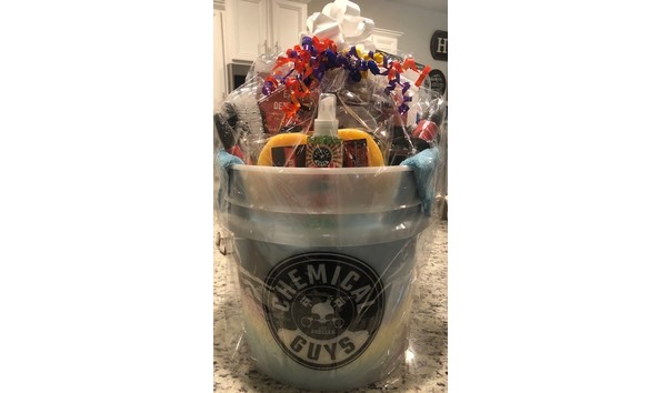 Big image f 24 25 12842600 lgtwibjs pensacola car wash basket