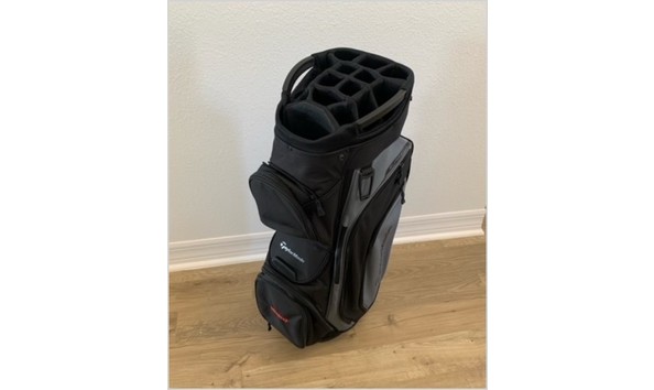 Big image f 24 25 12839331 yqb3yxek 50 calloway gold club set   taylor made golf bag