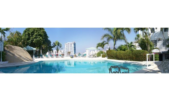 Big image pool area view