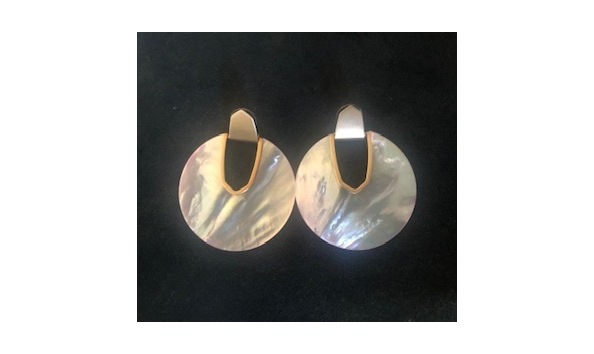 Big image kendrascott2