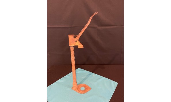 Big image 423 corker