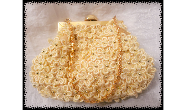 Big image ivory purse and accesories 1 