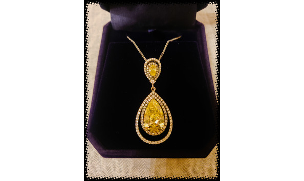 Big image necklace 1