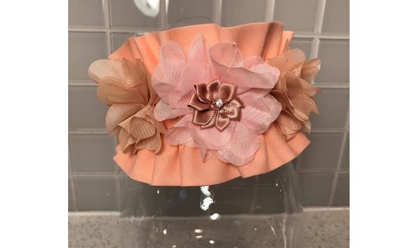 Big image flower collar peach 1