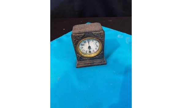 Big image 61 alarmclock