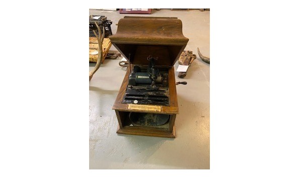 Big image 97 victrola