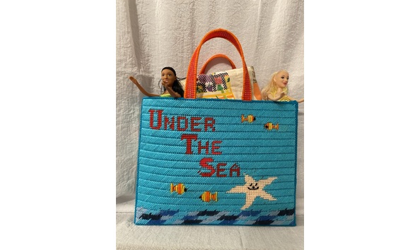 Big image under the sea