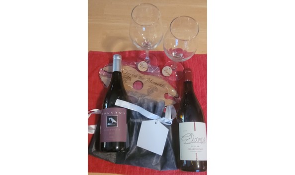 Big image wine   accessories inside