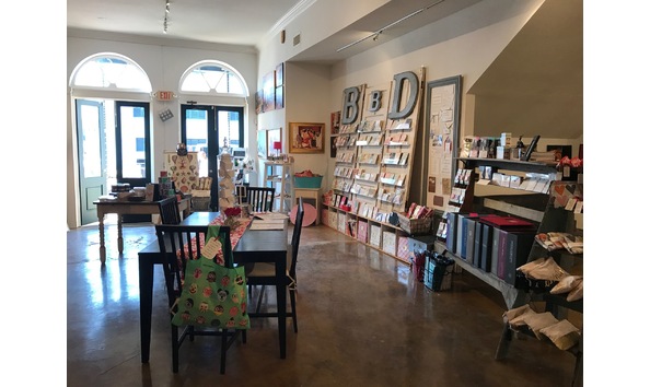 Big image betsy by design 1