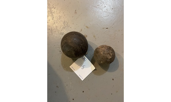 Big image 105 cannonballs