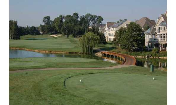 Big image lake forest cc 2