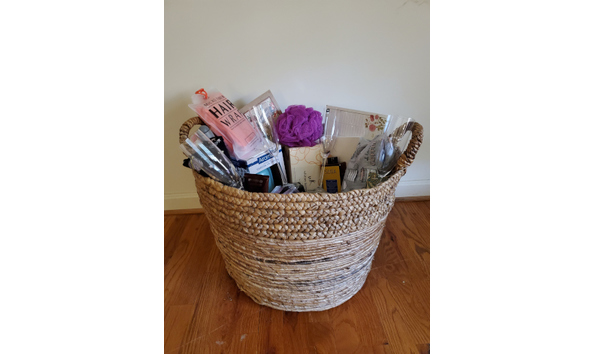 Big image pamper basket 1