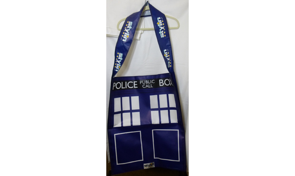 Big image 202102acc004 2   doctor who tardis swag bag