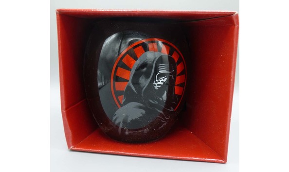 Big image 202112hware002 5   sw kylo ren mug 1 of 6