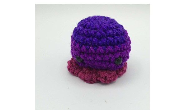 Big image 202110toy002   tiny crocheted purple octopus