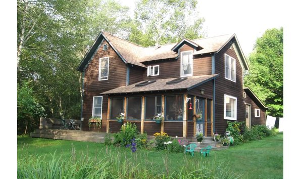 Big image strader exterior