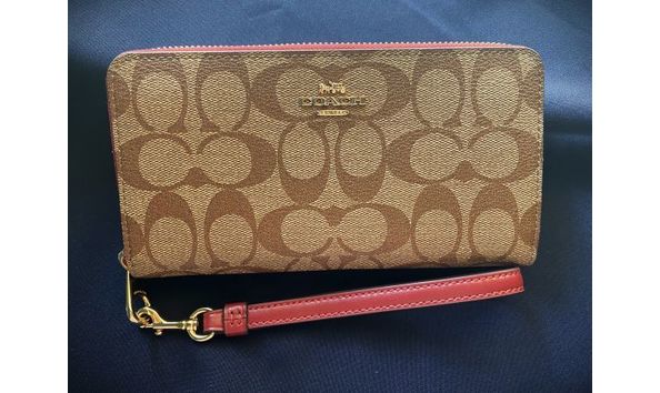 Big image coach clutch