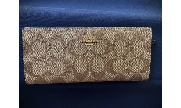 Big image coach wallet