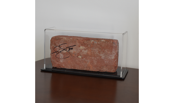 Big image bb   u hall brick 2