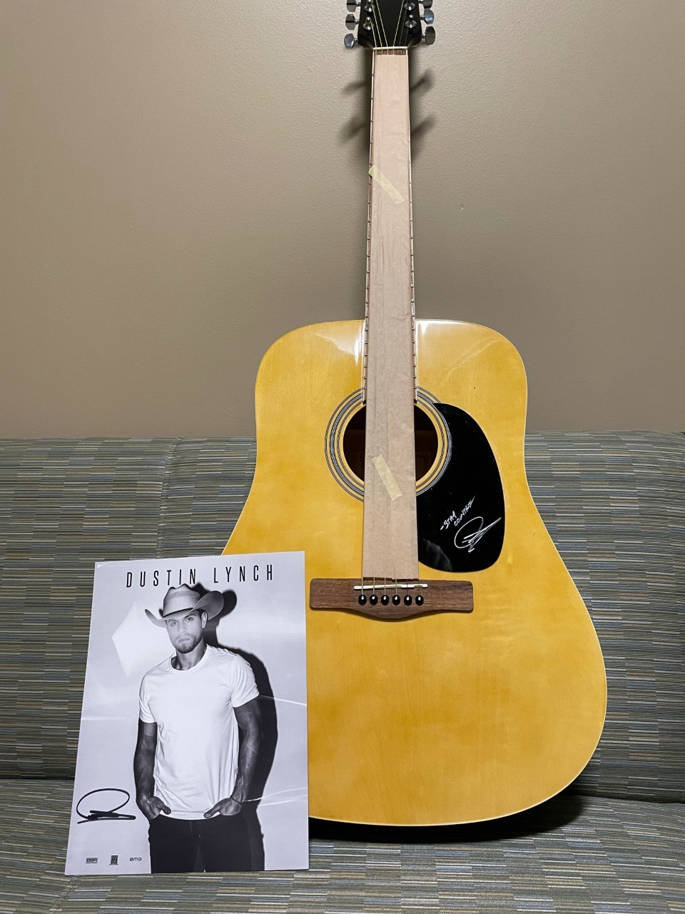 Dustin Lynch guitar and print