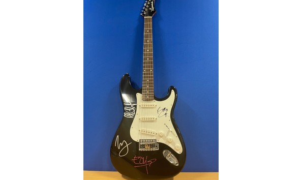 Big image thumbnail image0  1 