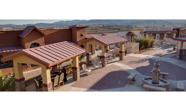 Big image dream manor inn patio