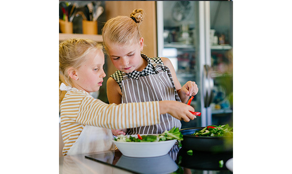 Big image dinner twist.1