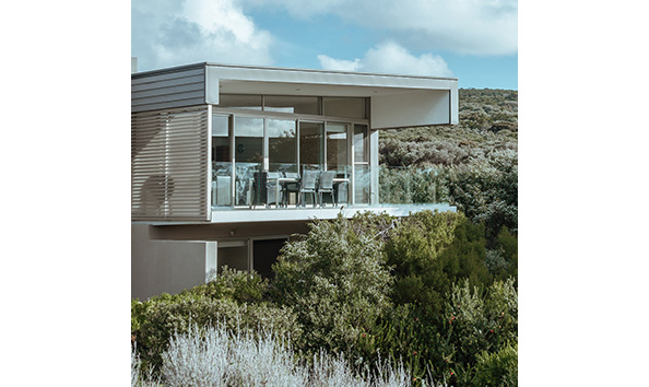 Big image smiths beach.4