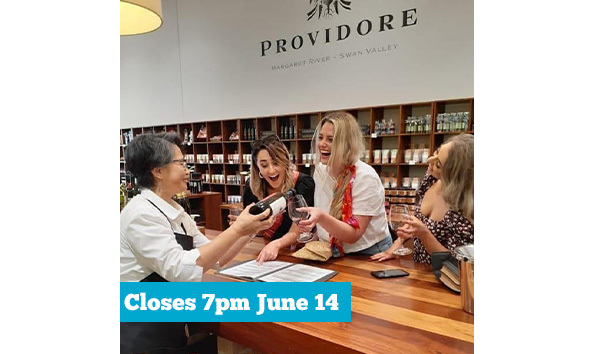 Big image black swan date