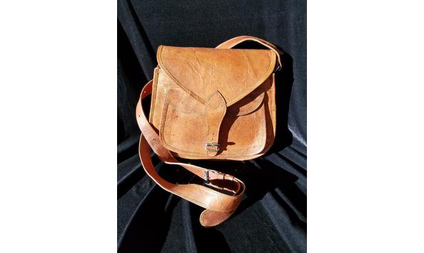 Big image leather purse