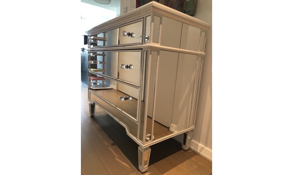 Big image backman  michele   dresser