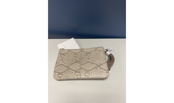 Big image 03dc047c ab9b 4cbf b5ba cc1f27bd01db