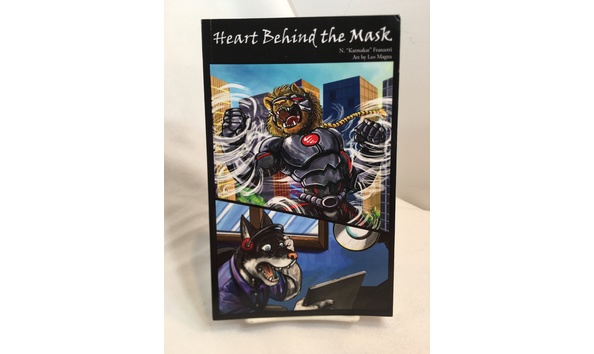 Big image 202208bk002   heart behind the mask