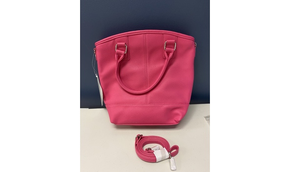 Big image 7efe90c9 9221 4c33 b492 481b836456bd