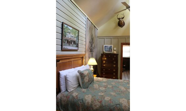 Big image story inn 3