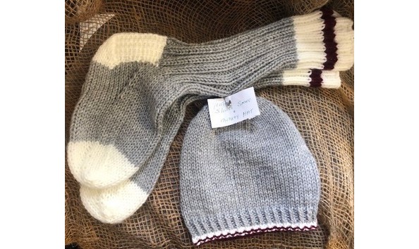 Big image grey hat and socks