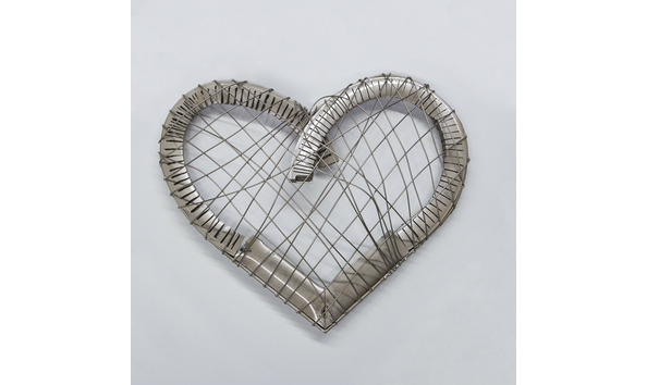 Big image heart wire 01